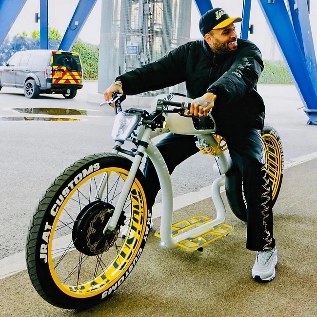 FastTrac – JRat Customs Electric Bike - view 2