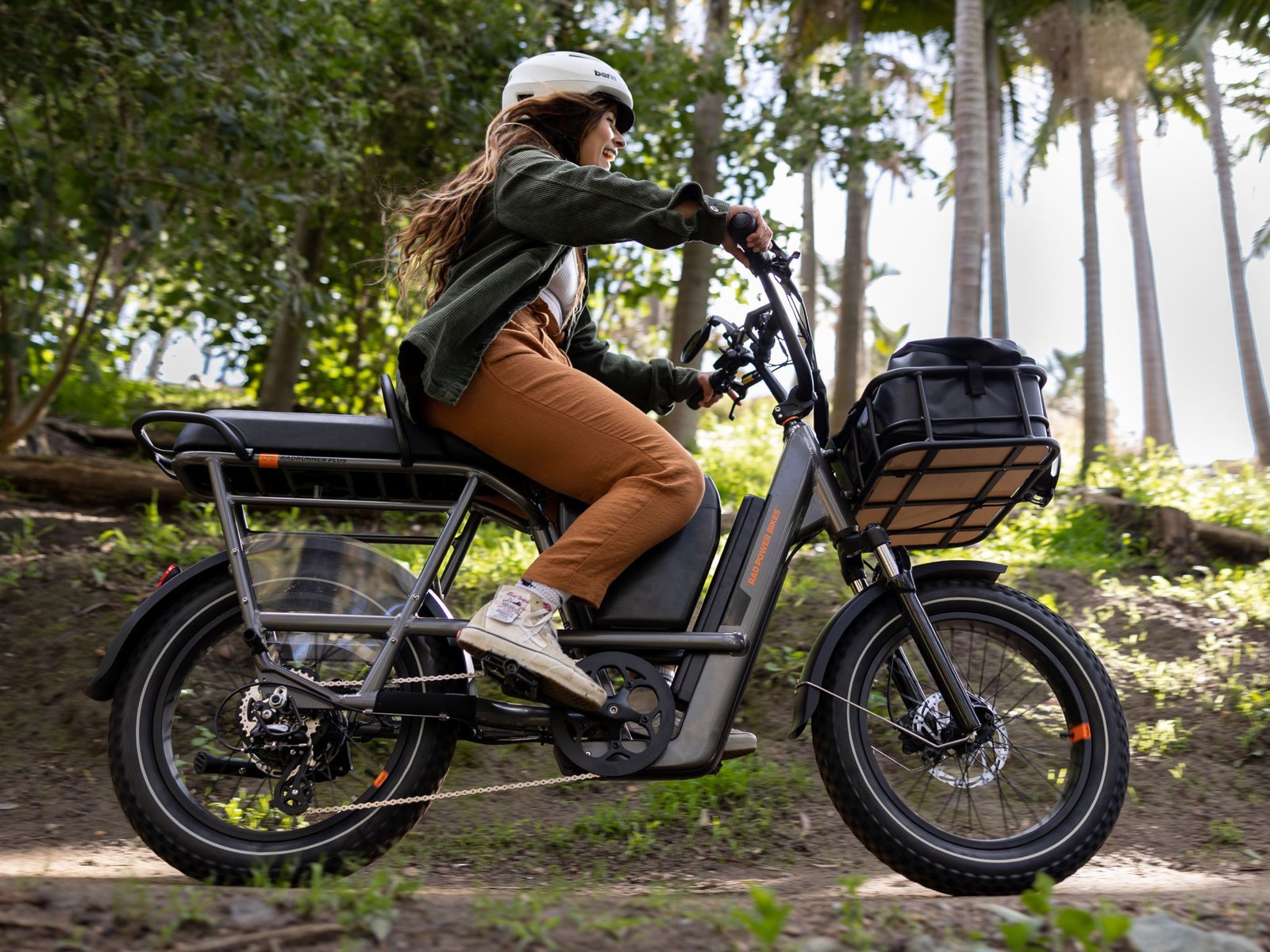 Rad Power – RadRunner 3 Plus Electric Utility Bike - view 4