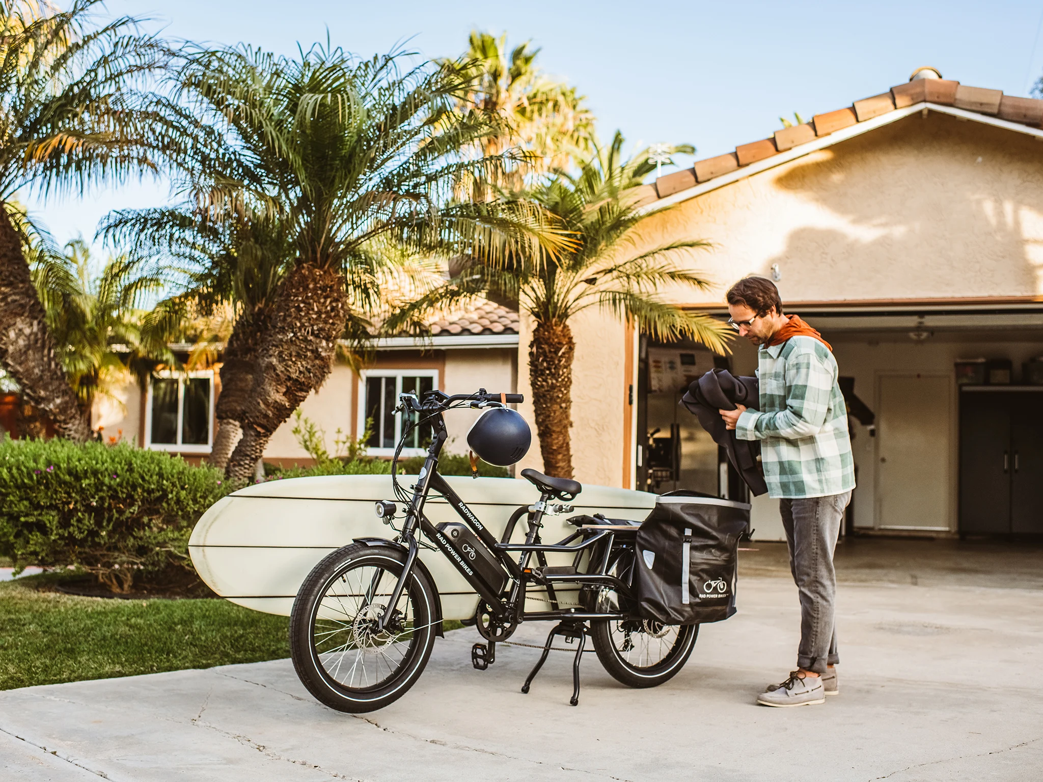 Rad Power – RadWagon 4 Electric Cargo Bike - view 4