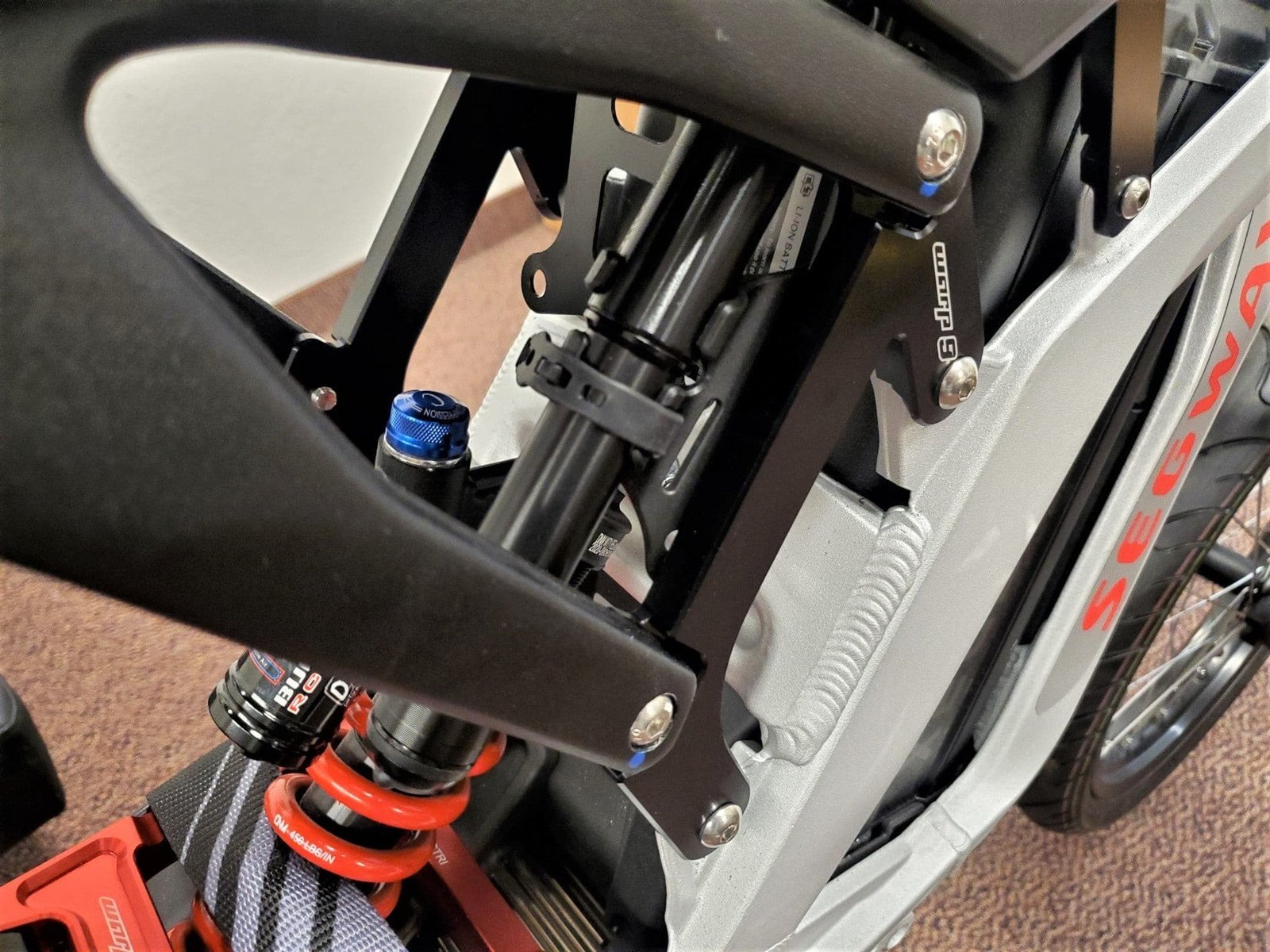 Warp9 Subframe Riser Surron Segway - view 2