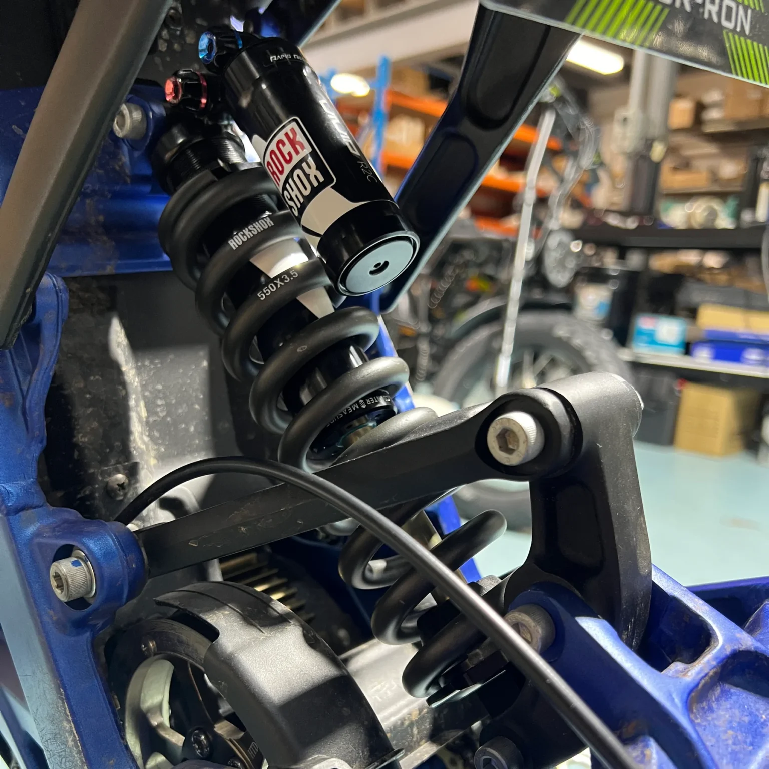 Rockshox Vivid Light Bee Rear Suspension Upgrade - view 3