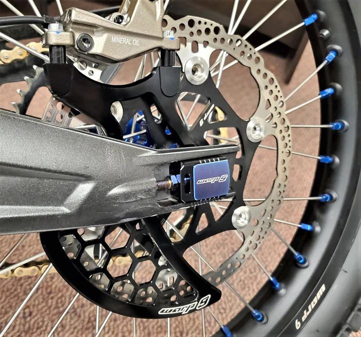 WARP 9 REAR DISK GUARD - view 2